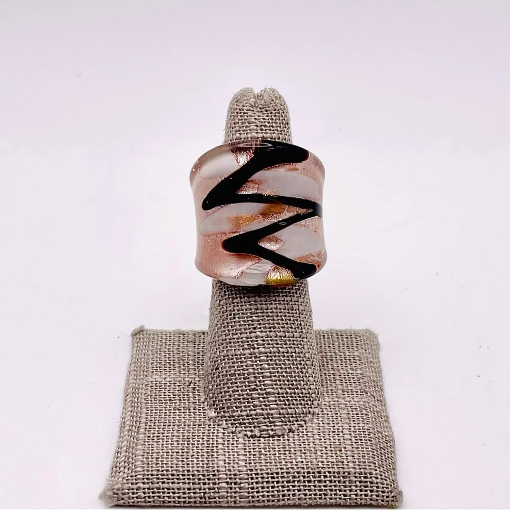 Fab Vintage Murano Italy Art Glass Statement Ring Peach Black White